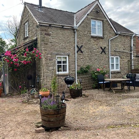 The Bothy At Oak Farm Apartamento Usk Exterior foto